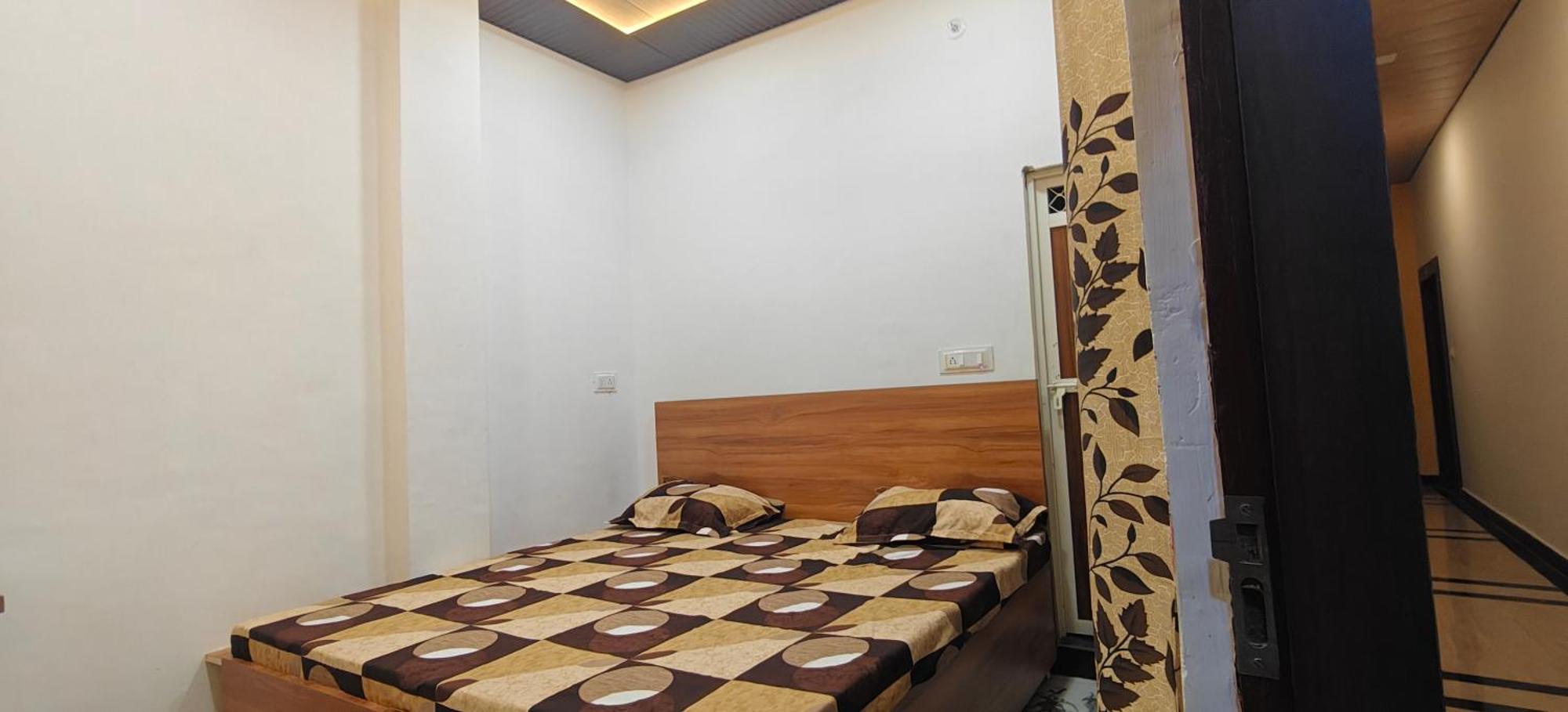 Jhānsi Hotel Mashaal- A Light Lit By Vidhata מראה חיצוני תמונה