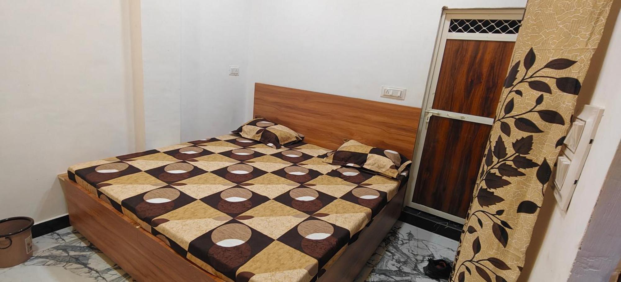 Jhānsi Hotel Mashaal- A Light Lit By Vidhata מראה חיצוני תמונה